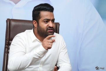 Jr Ntr Interview About Nannaku Prematho